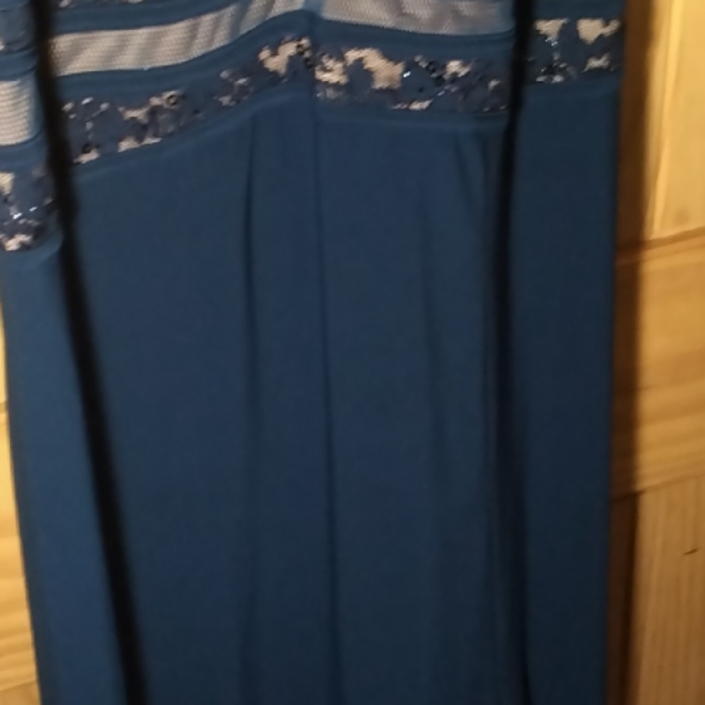 Prom Dress - Picture 2 of 4